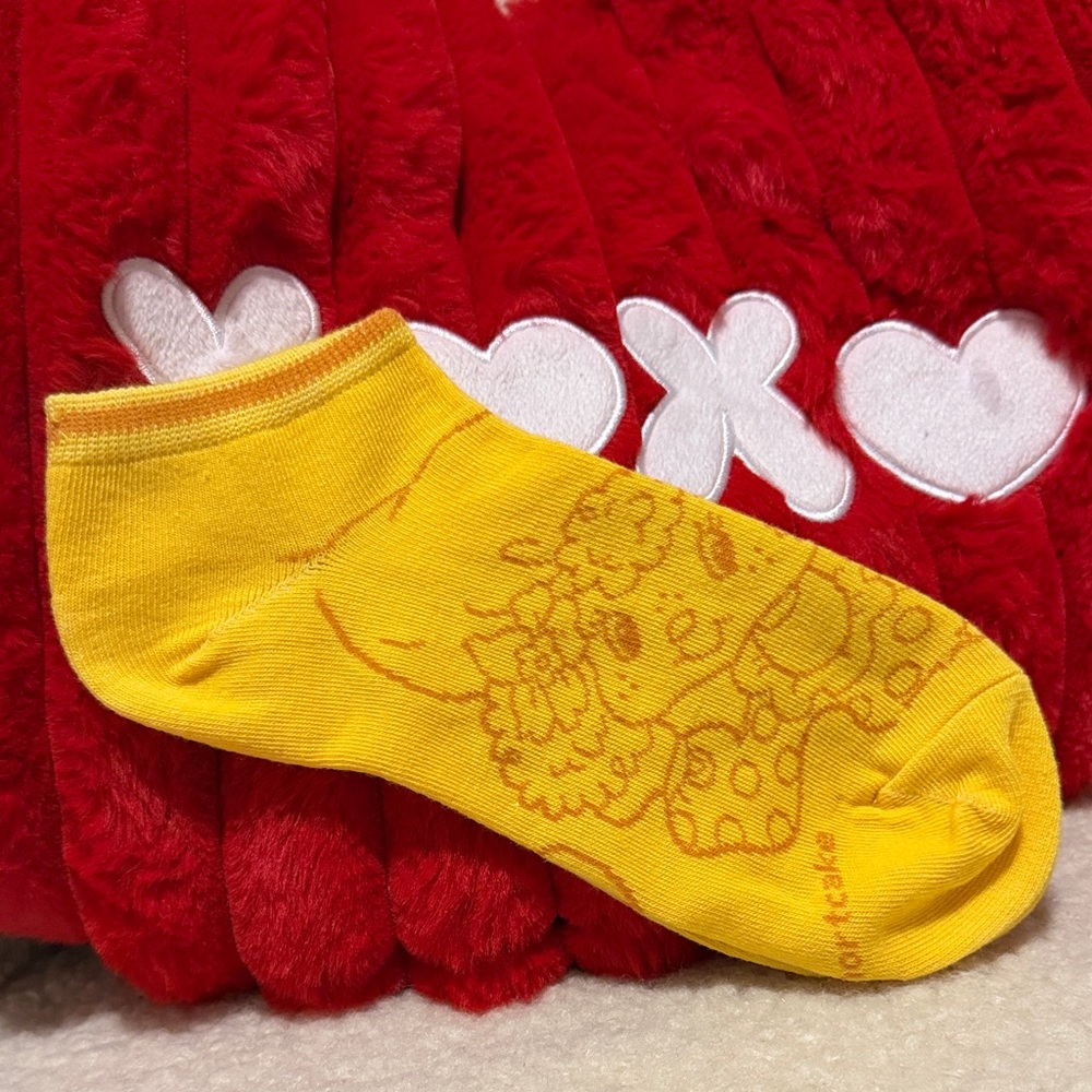 NWOT Strawberry Shortcake Yellow Ankle Socks with Cute Print